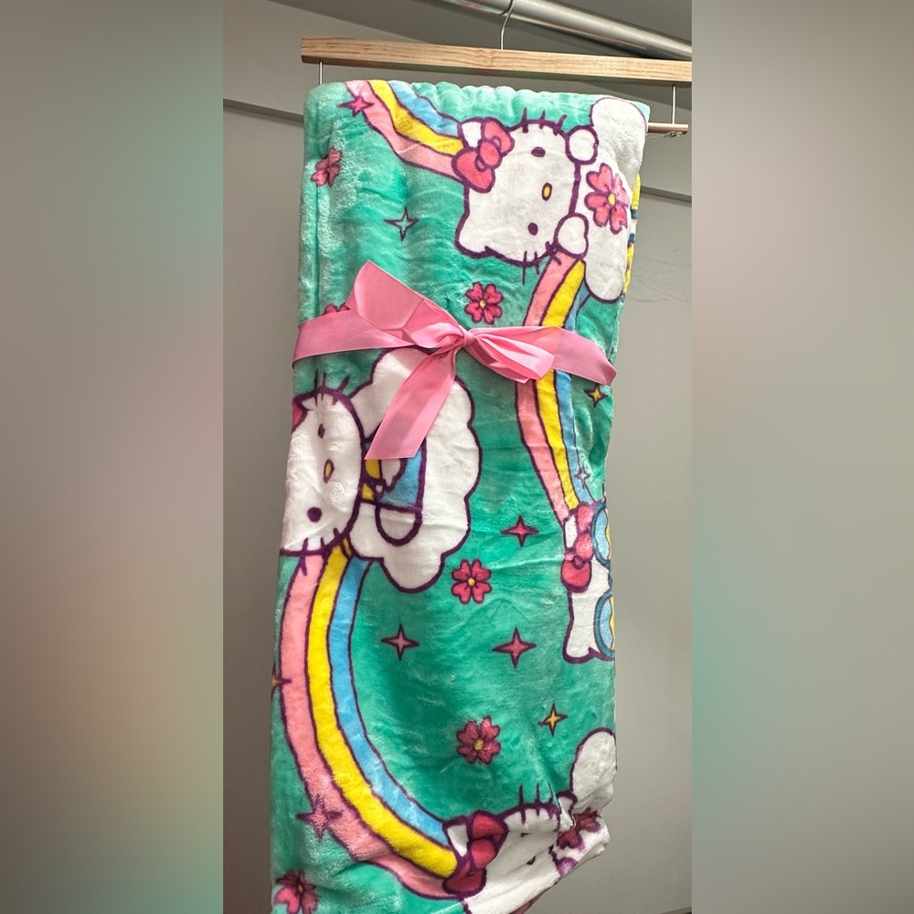 Hello kitty blanket